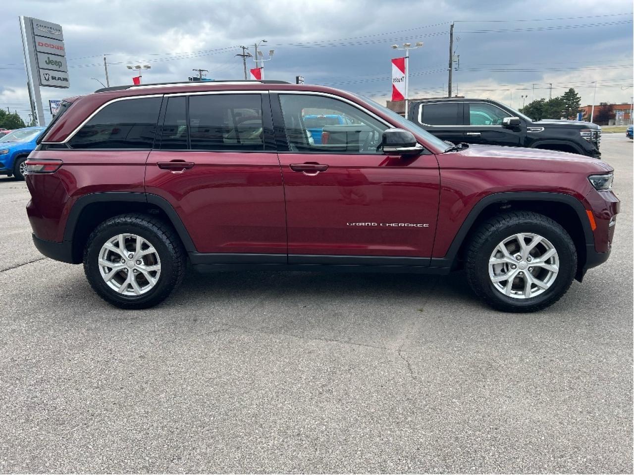 2023 Jeep Grand Cherokee Limited 4x4 *POWER SEATS *NAVIGATION *SAFETY Photo4