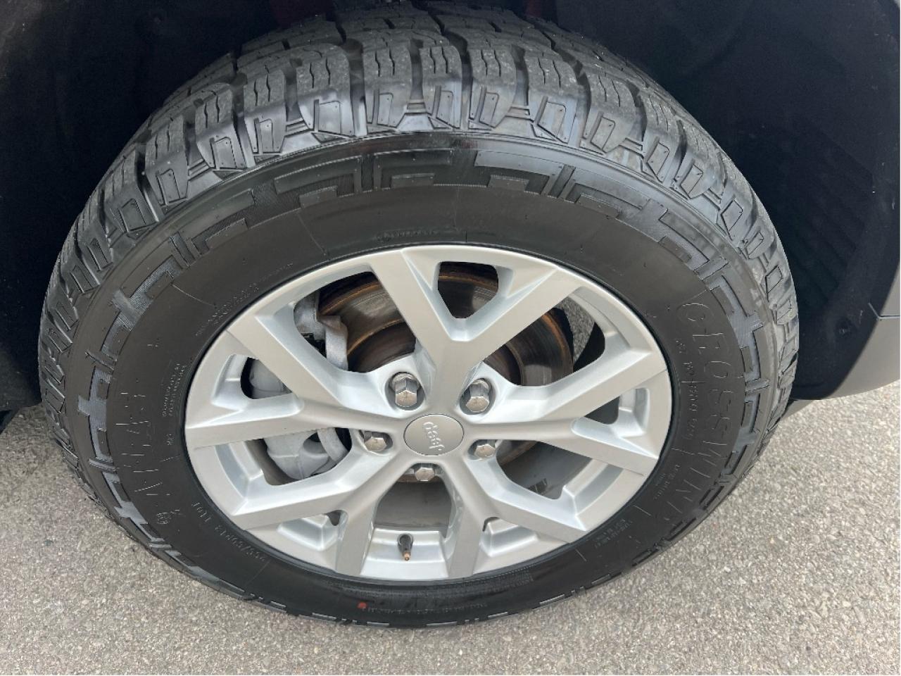 2023 Jeep Grand Cherokee Limited 4x4 *POWER SEATS *NAVIGATION *SAFETY Photo