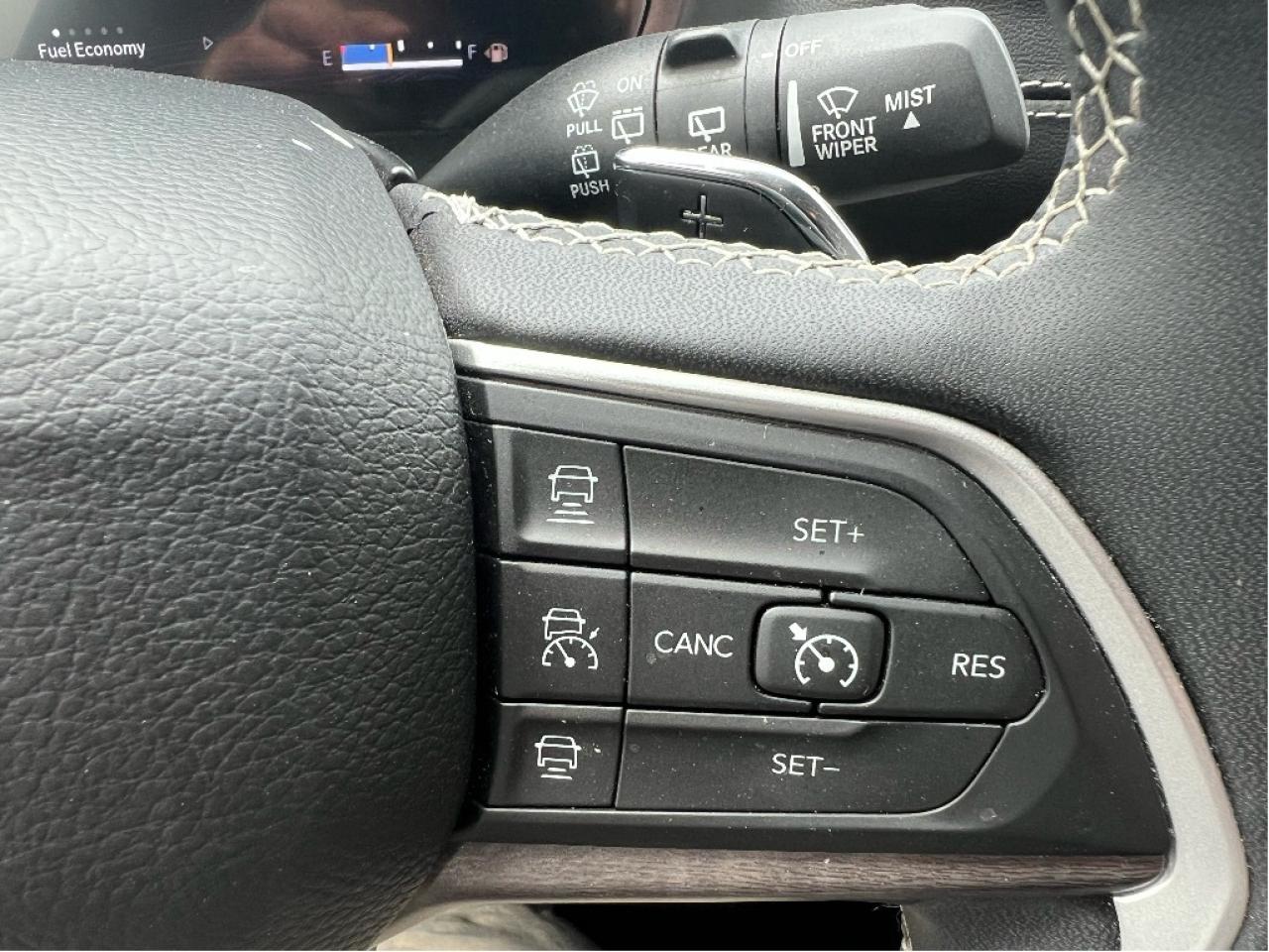 2023 Jeep Grand Cherokee Limited 4x4 *POWER SEATS *NAVIGATION *SAFETY Photo