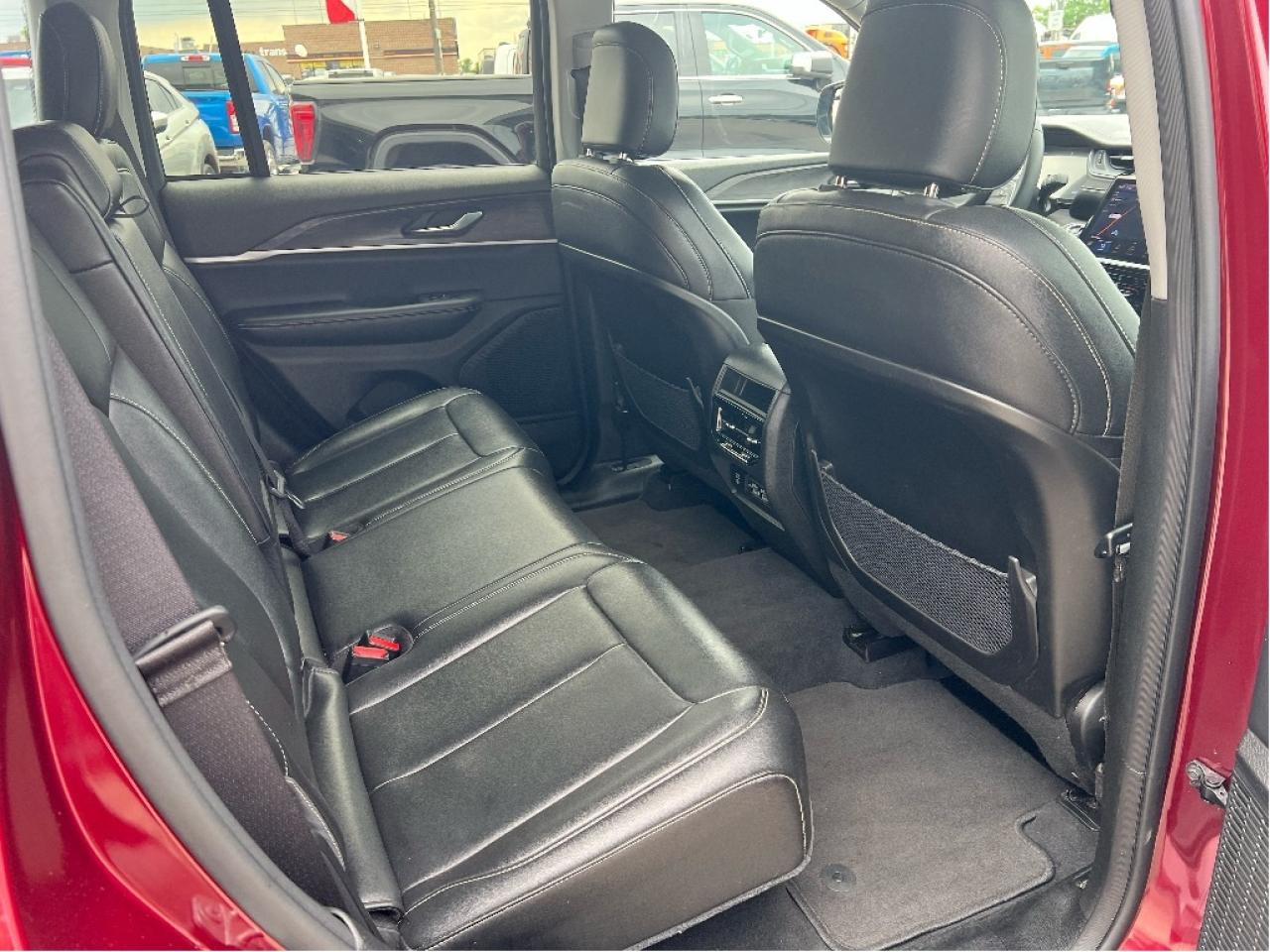 2023 Jeep Grand Cherokee Limited 4x4 *POWER SEATS *NAVIGATION *SAFETY Photo