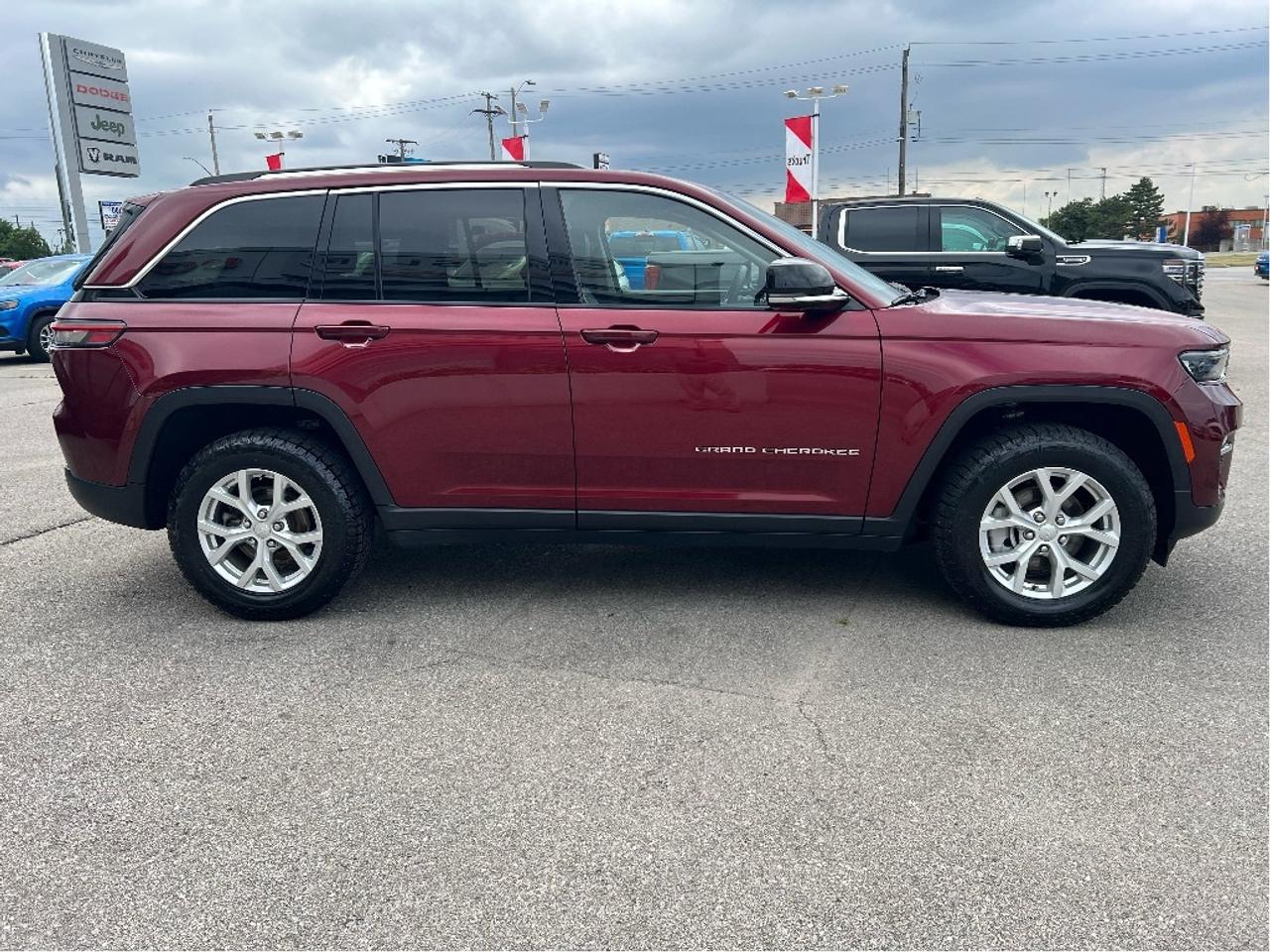 2023 Jeep Grand Cherokee Limited 4x4 *POWER SEATS *NAVIGATION *SAFETY Photo