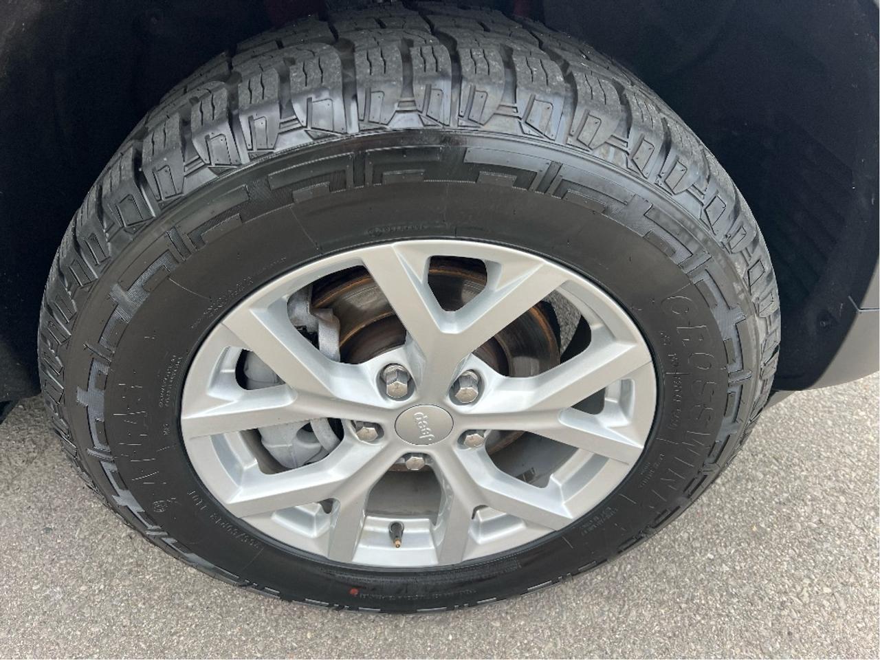 2023 Jeep Grand Cherokee Limited 4x4 *POWER SEATS *NAVIGATION *SAFETY Photo