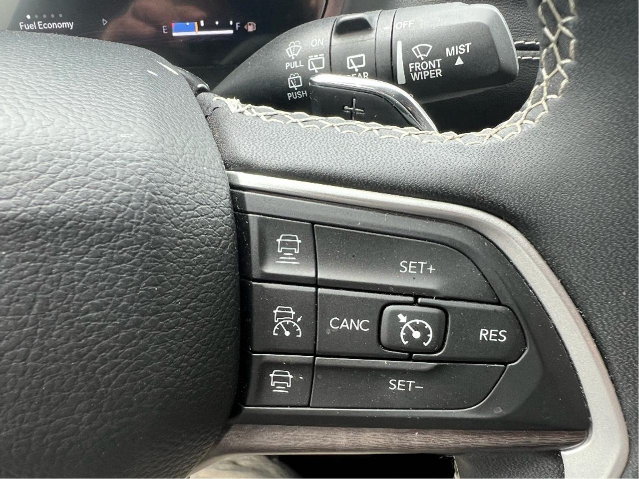 2023 Jeep Grand Cherokee Limited 4x4 *POWER SEATS *NAVIGATION *SAFETY Photo