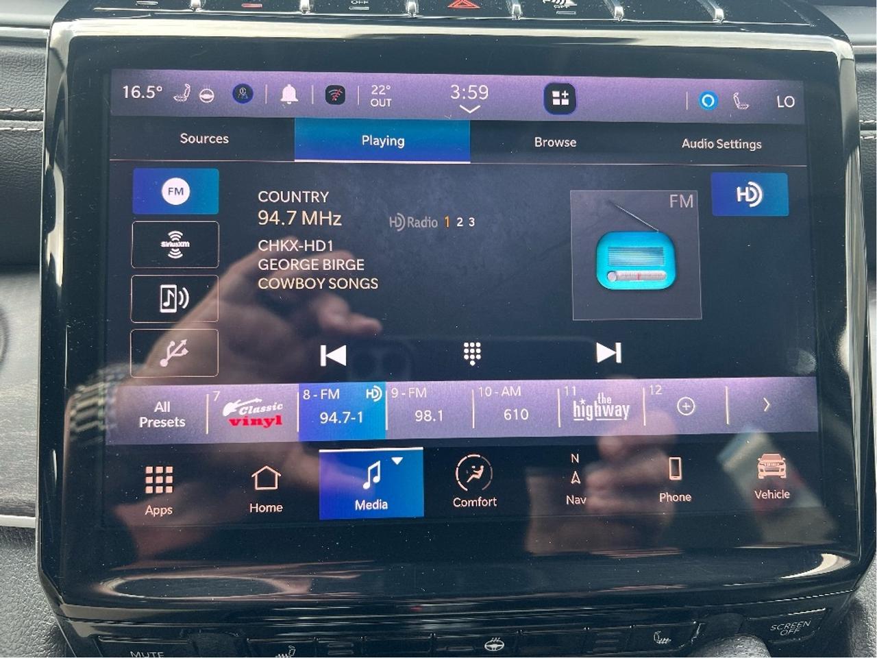 2023 Jeep Grand Cherokee Limited 4x4 *POWER SEATS *NAVIGATION *SAFETY Photo