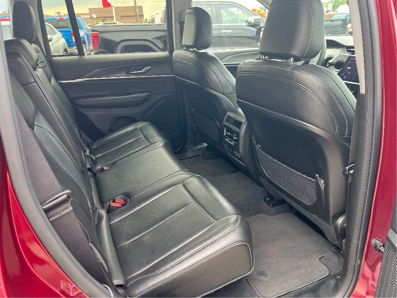 2023 Jeep Grand Cherokee Limited 4x4 *POWER SEATS *NAVIGATION *SAFETY Photo