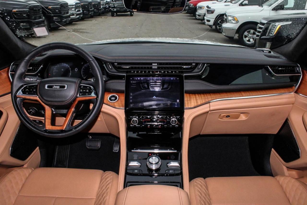 2024 Jeep Grand Cherokee L Summit Reserve 4x4 Photo