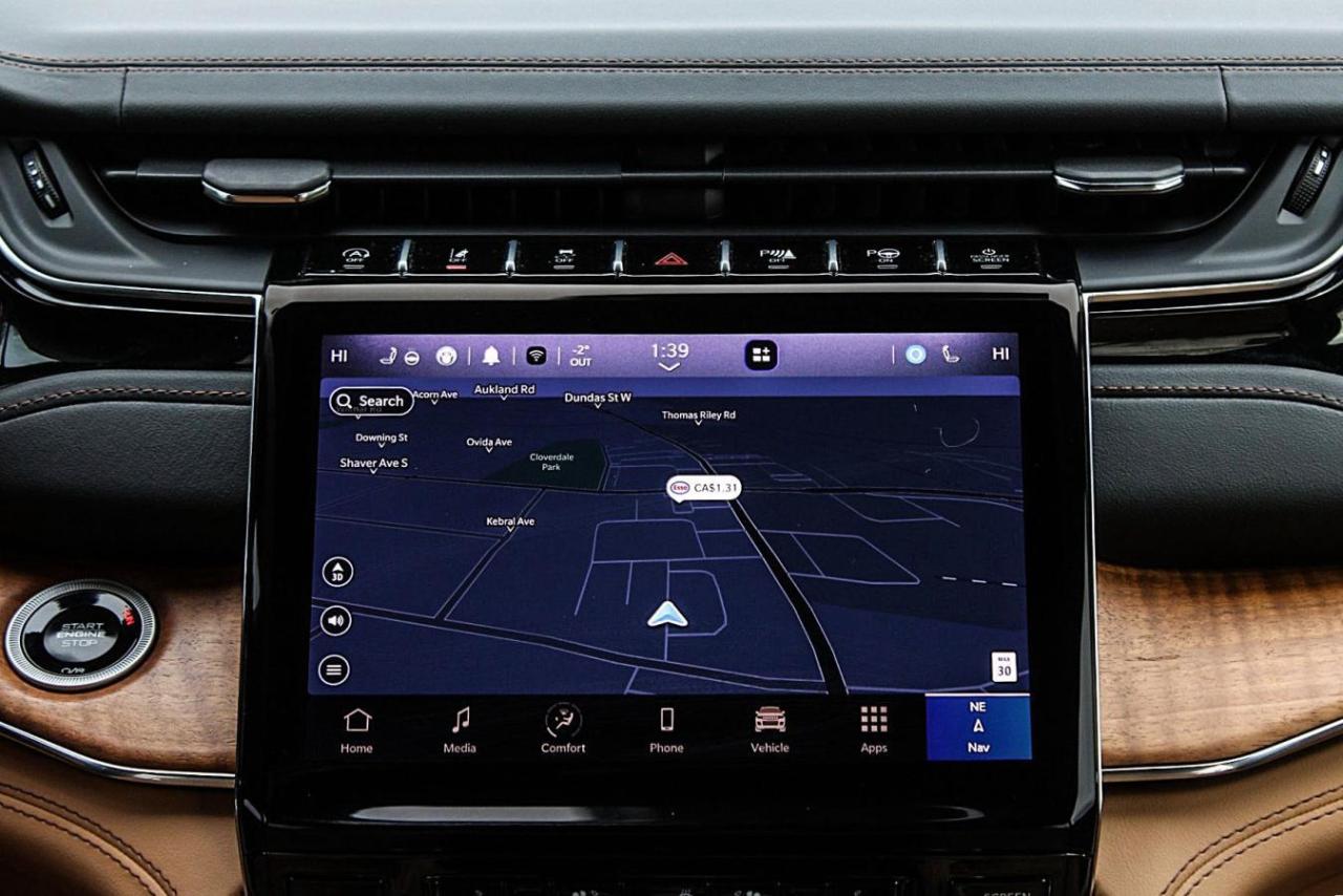 2024 Jeep Grand Cherokee L Summit Reserve 4x4 Photo