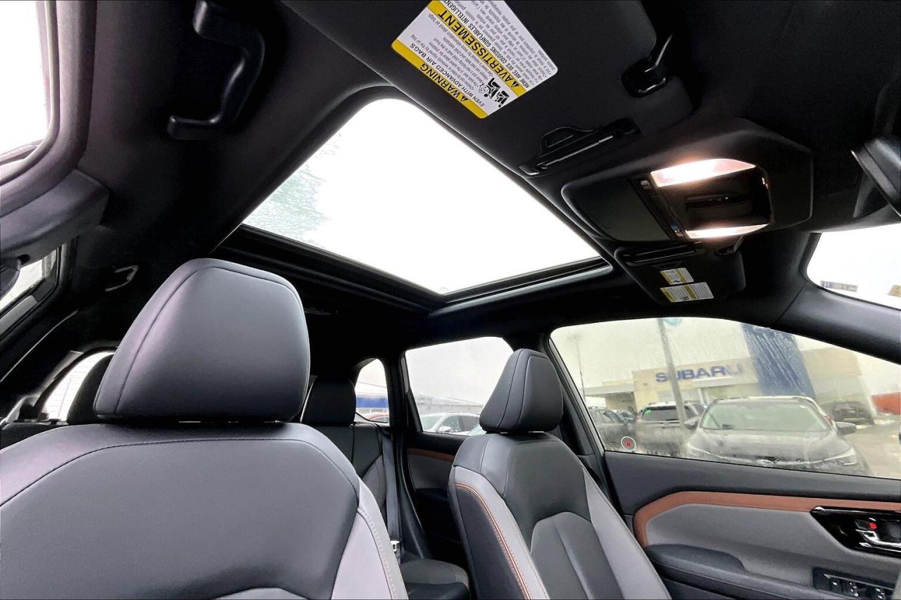 2025 Subaru Forester SPORT AWD   SUNROOF   HEATED SEATS   3.99% RATES Photo
