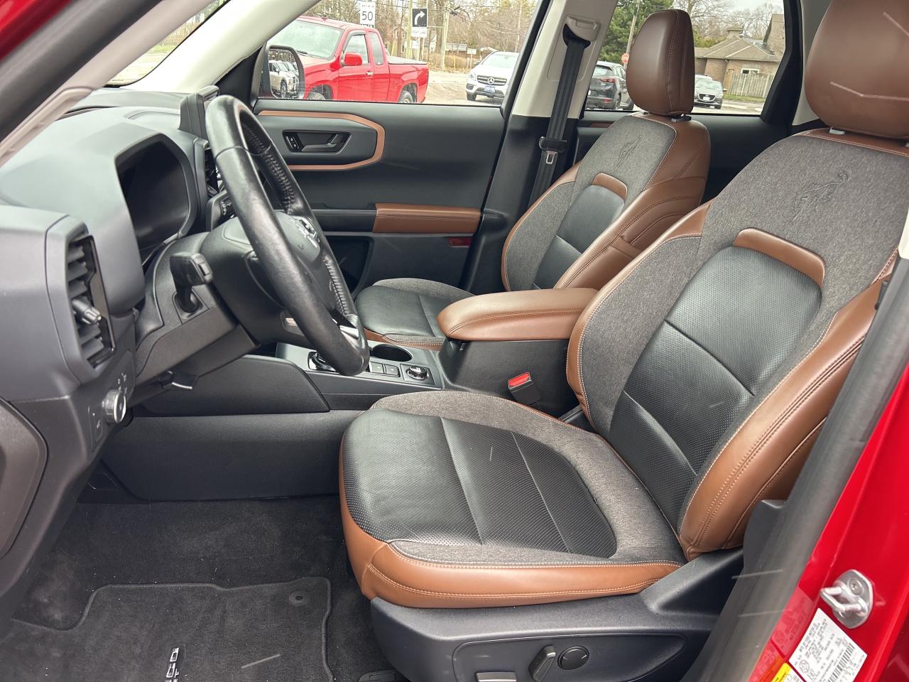 2021 Ford Bronco Sport Outer Banks 4X4/LEATHER/NAVIGATION CALL PICTON Photo