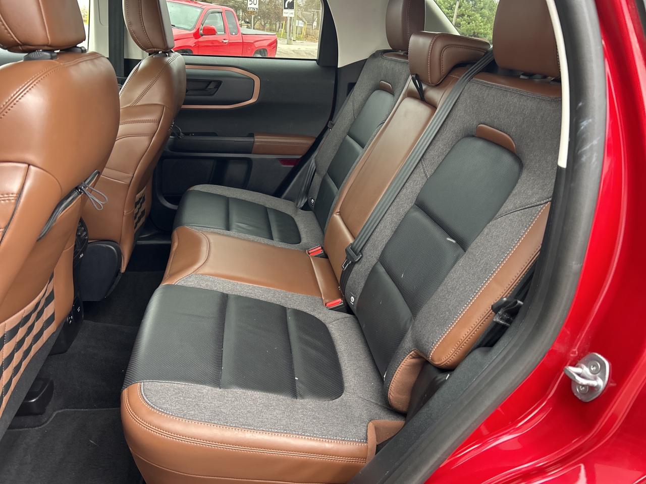 2021 Ford Bronco Sport Outer Banks 4X4/LEATHER/NAVIGATION CALL PICTON Photo