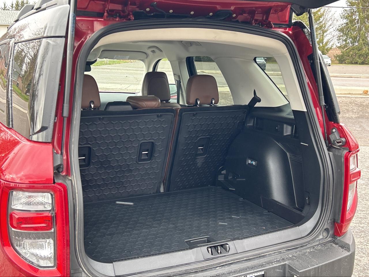 2021 Ford Bronco Sport Outer Banks 4X4/LEATHER/NAVIGATION CALL PICTON Photo