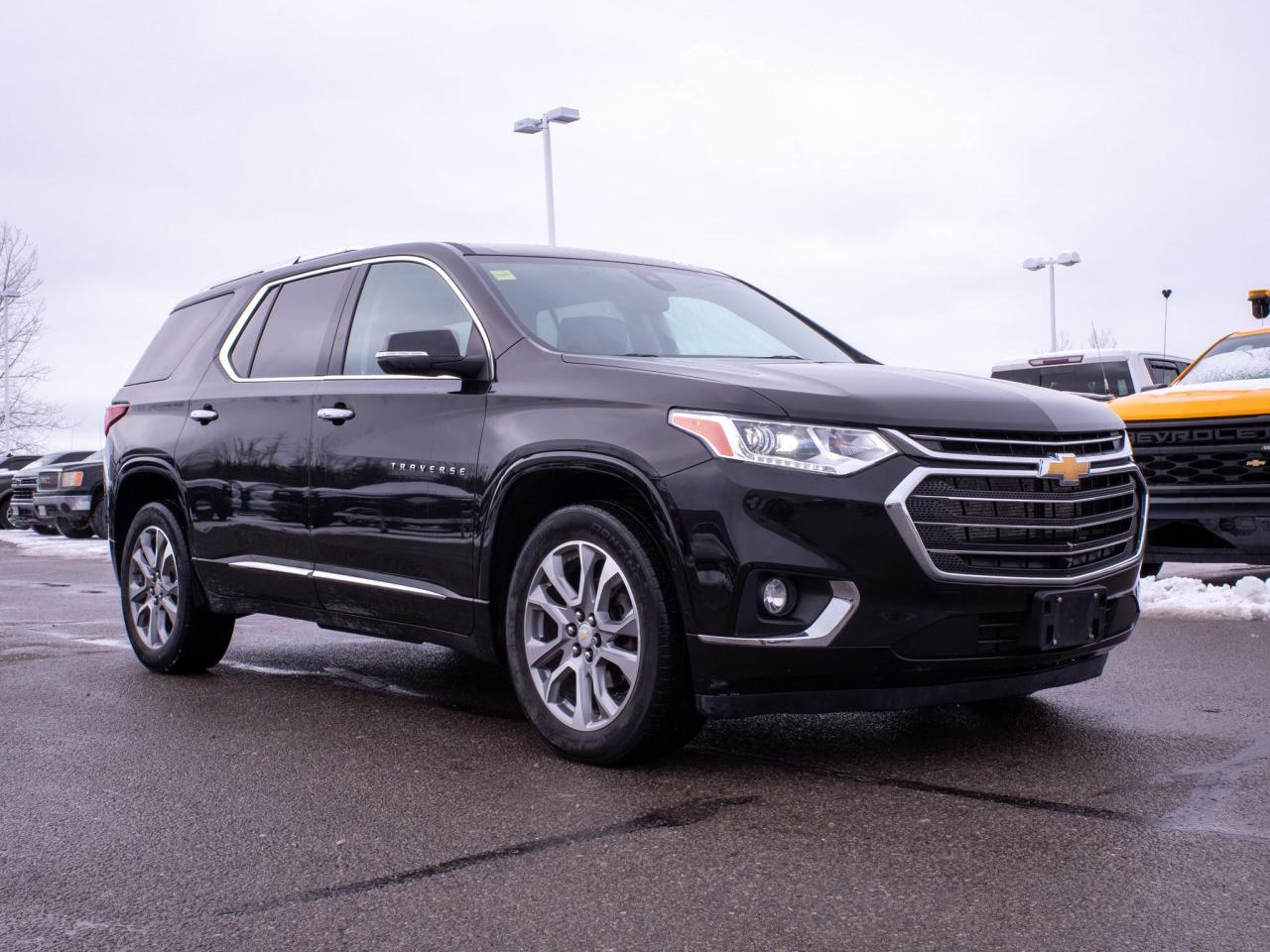 2021 Chevrolet Traverse Premier- Heated & Ventilated Front Seats Photo