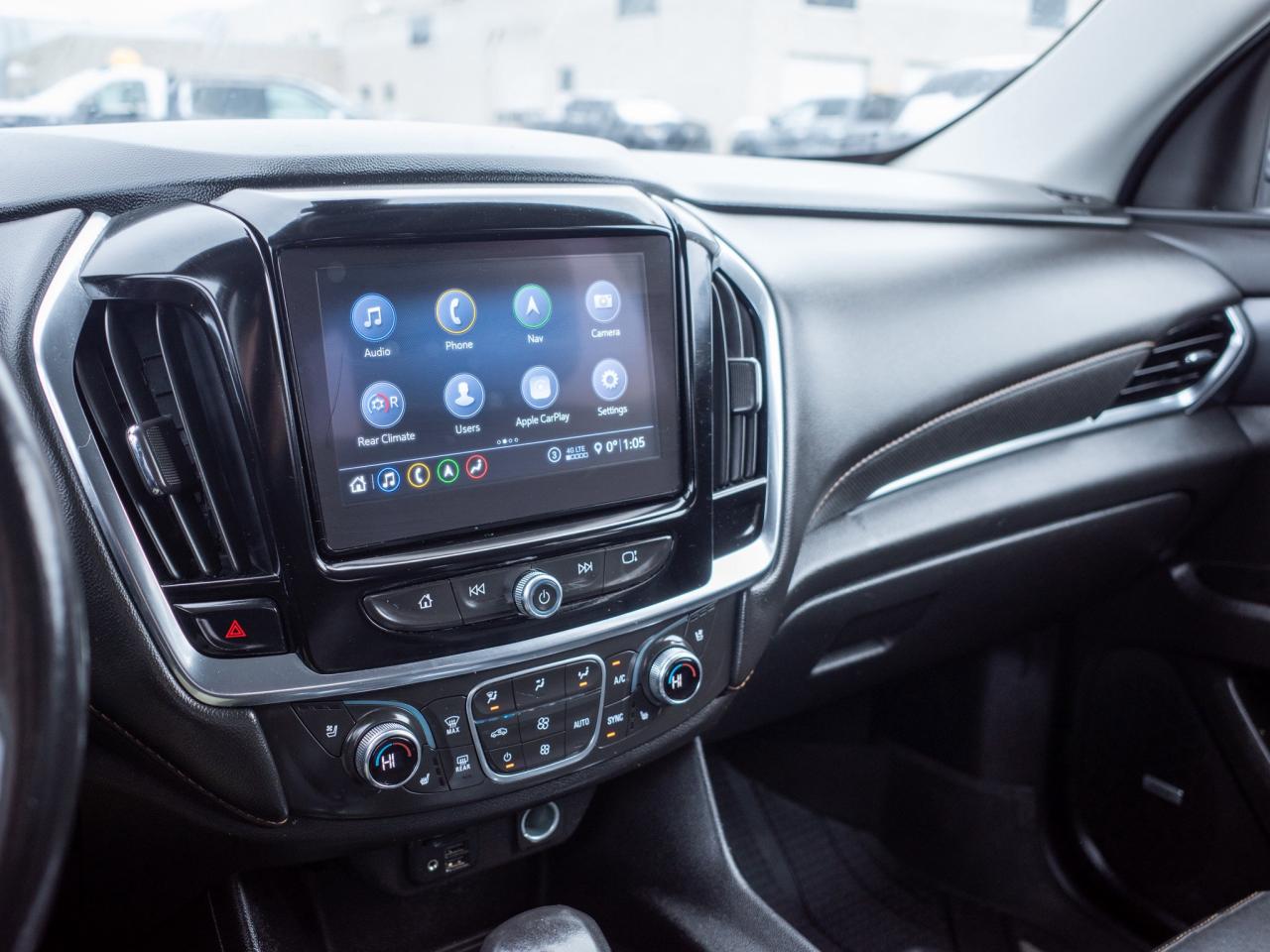 2021 Chevrolet Traverse Premier- Heated & Ventilated Front Seats Photo