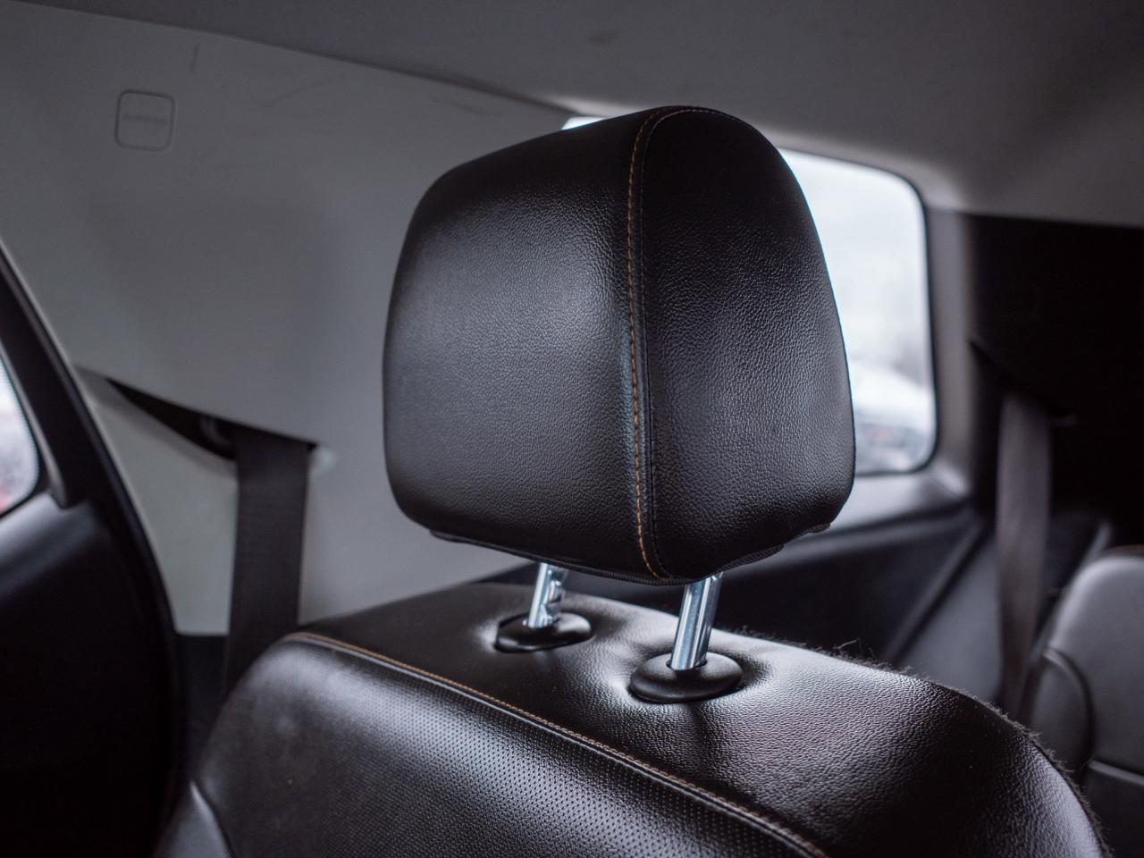 2021 Chevrolet Traverse Premier- Heated & Ventilated Front Seats Photo