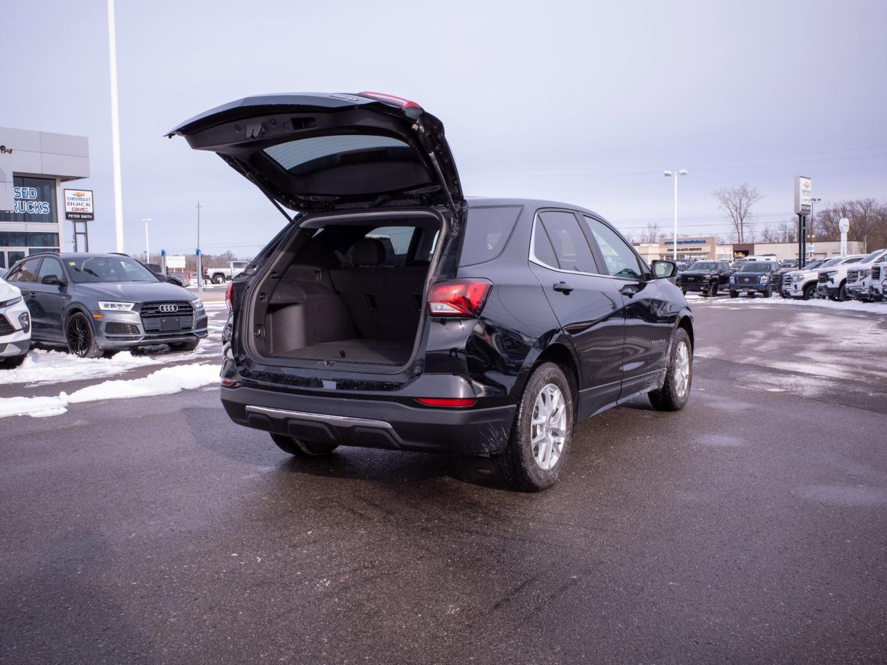 2023 Chevrolet Equinox LT- Touchscreen Infotainment   Remote Engine Start Photo