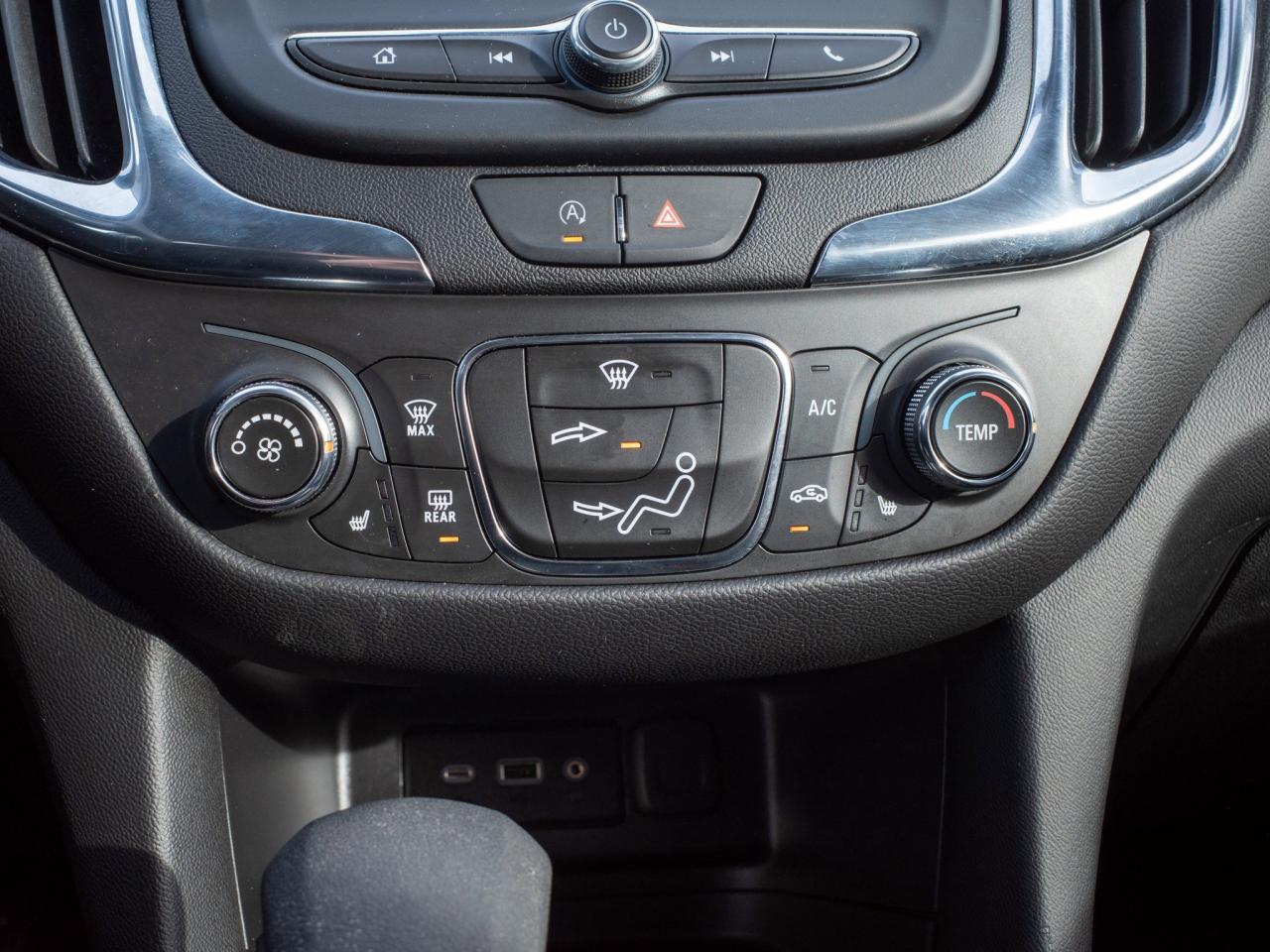 2023 Chevrolet Equinox LT - Touchscreen Infotainment System Photo