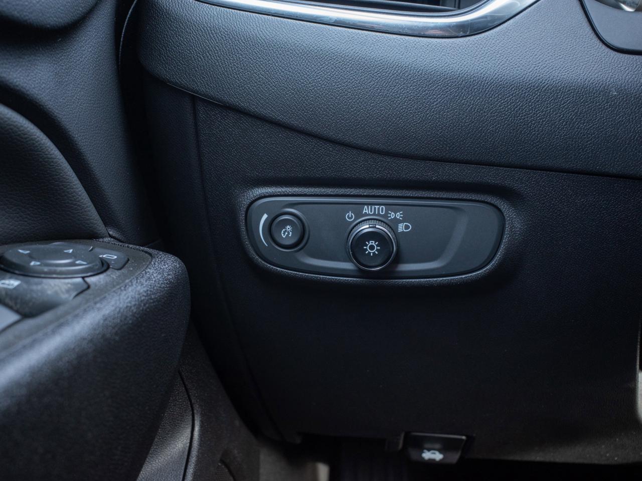 2023 Chevrolet Equinox LT - Touchscreen Infotainment System Photo