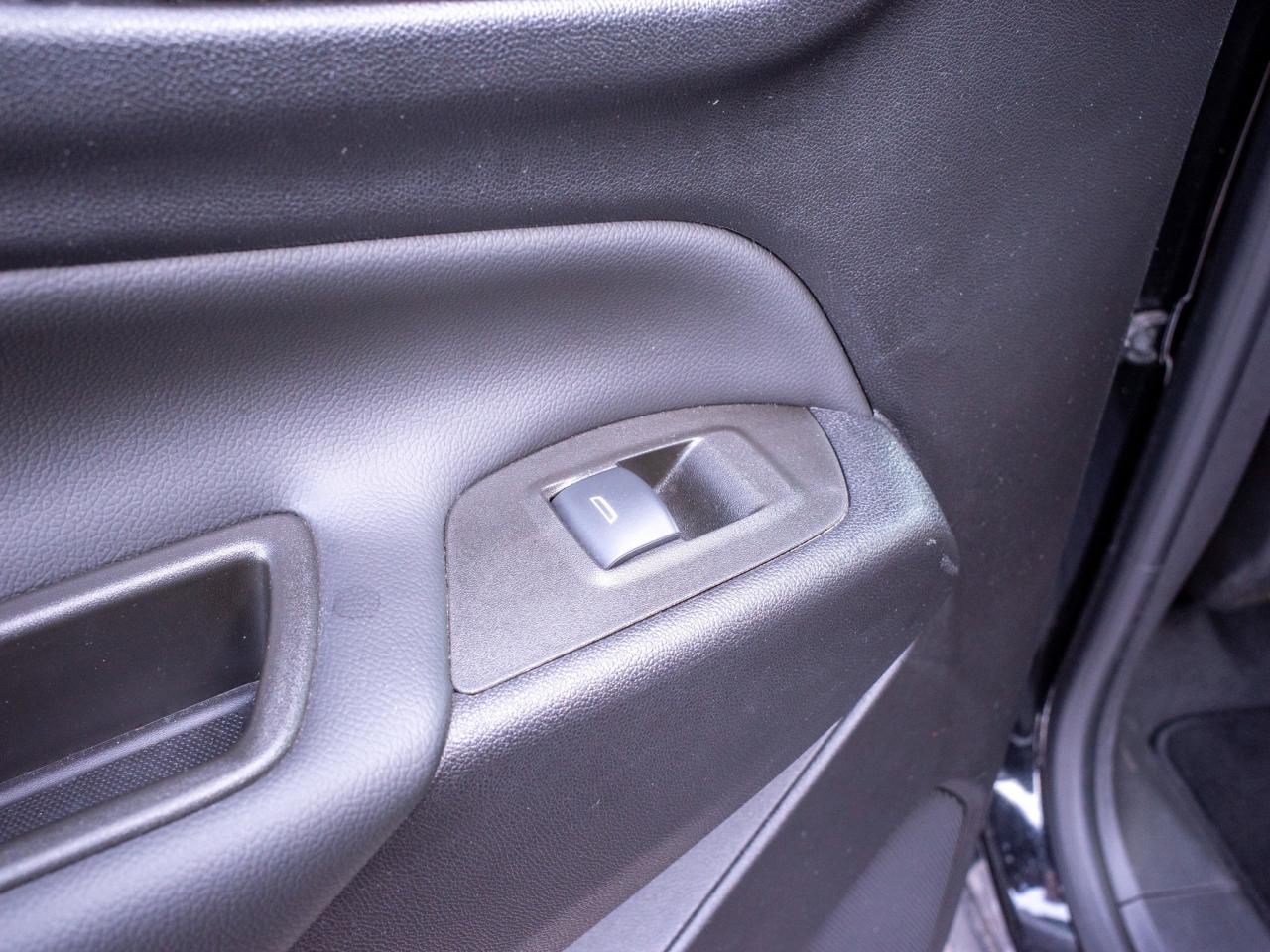 2023 Chevrolet Equinox LT- Touchscreen Infotainment   Remote Engine Start Photo