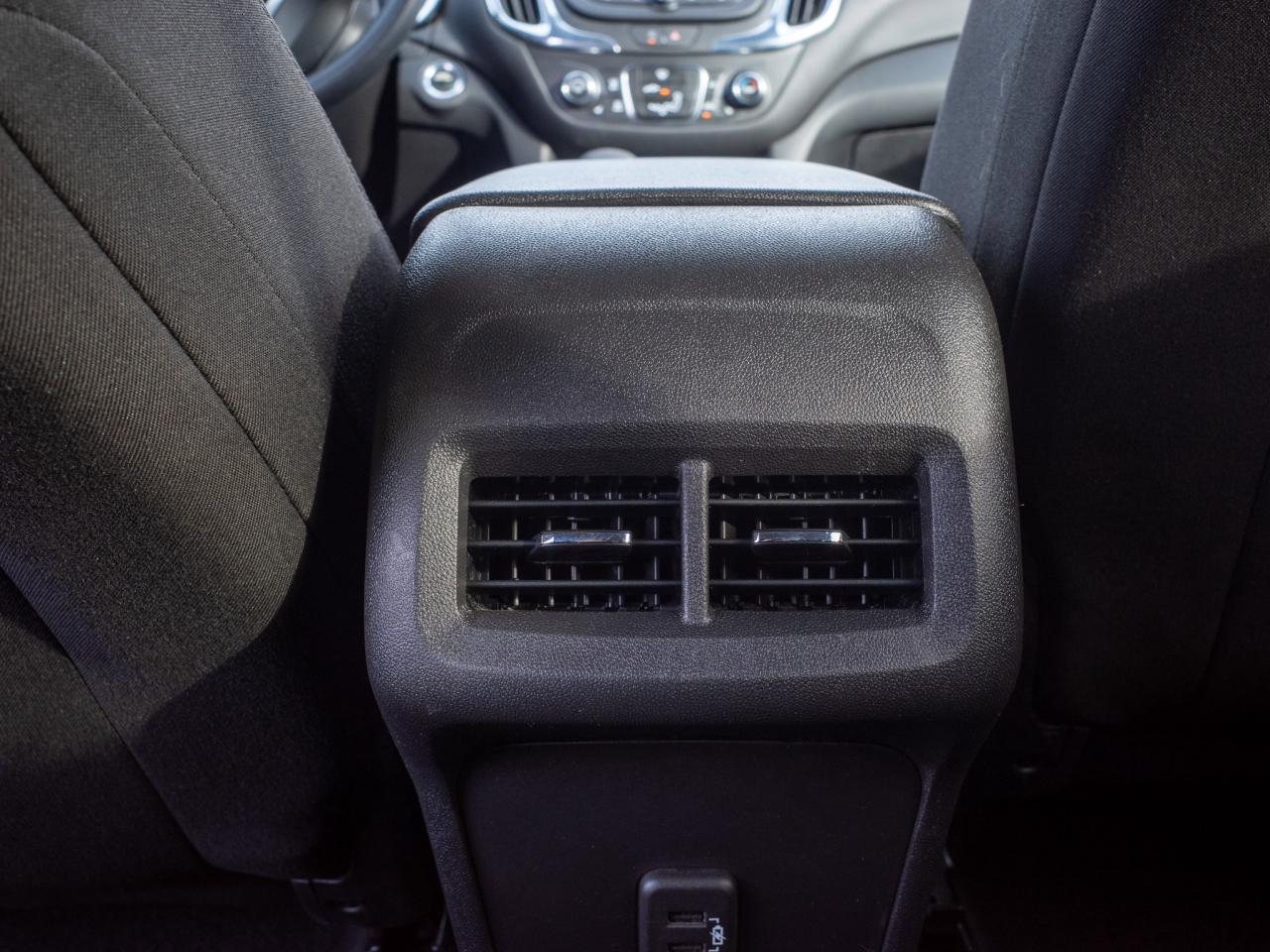 2023 Chevrolet Equinox LT - Touchscreen Infotainment System Photo