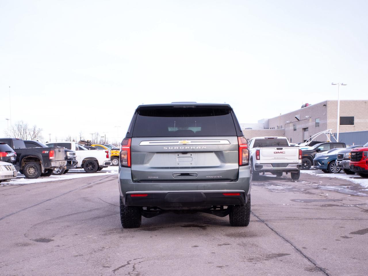 2023 Chevrolet Suburban Premier- Power Sliding Center Console Photo
