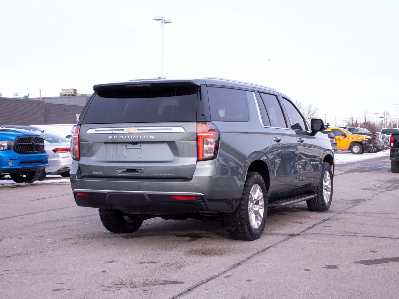 2023 Chevrolet Suburban Premier- Power Sliding Center Console Photo