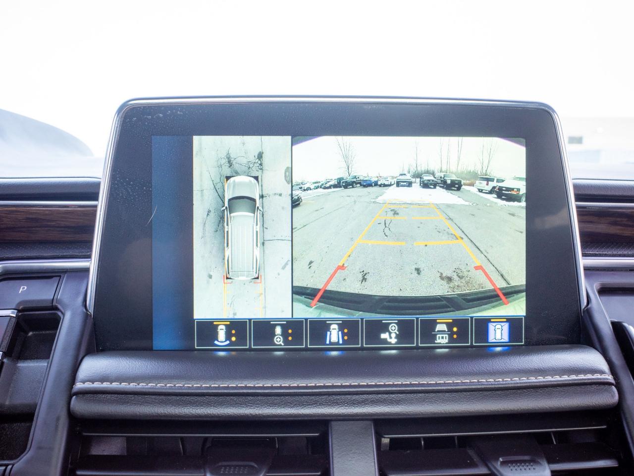 2023 Chevrolet Suburban Premier- Power Sliding Center Console Photo