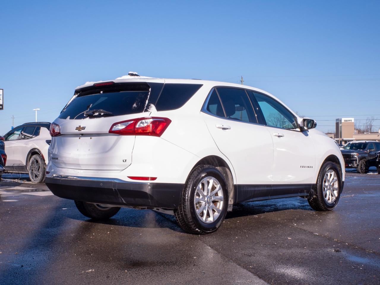 2018 Chevrolet Equinox LT - Steering Wheel Audio Controls Photo