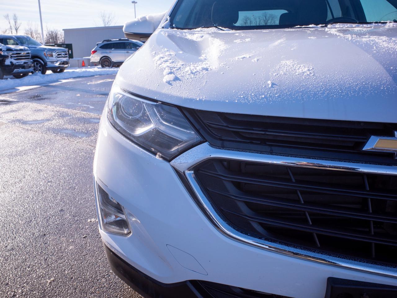 2018 Chevrolet Equinox LT - Steering Wheel Audio Controls Photo