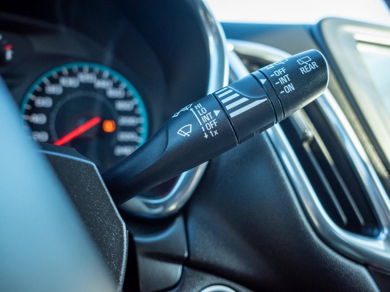 2018 Chevrolet Equinox LT - Steering Wheel Audio Controls Photo