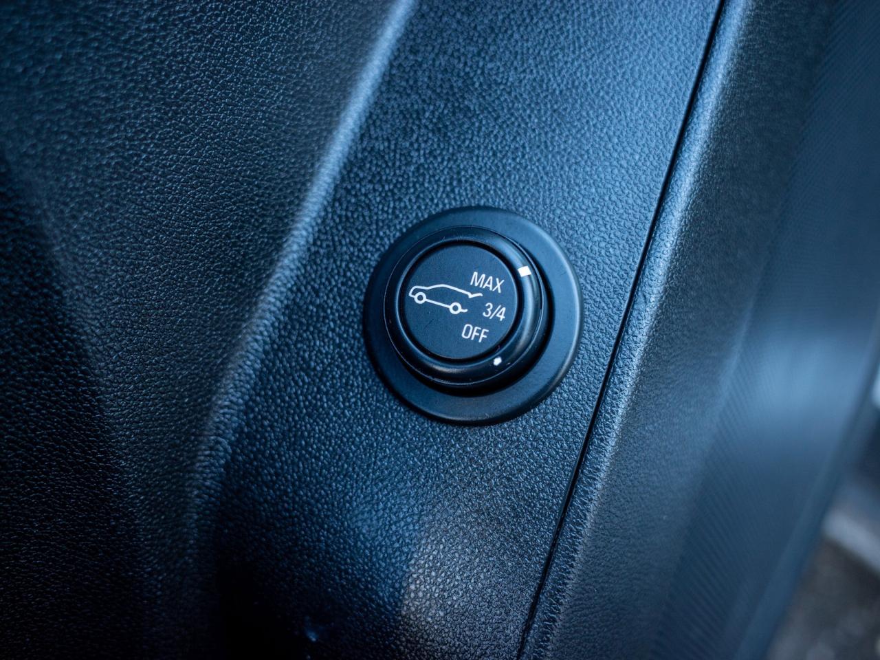 2018 Chevrolet Equinox LT - Steering Wheel Audio Controls Photo