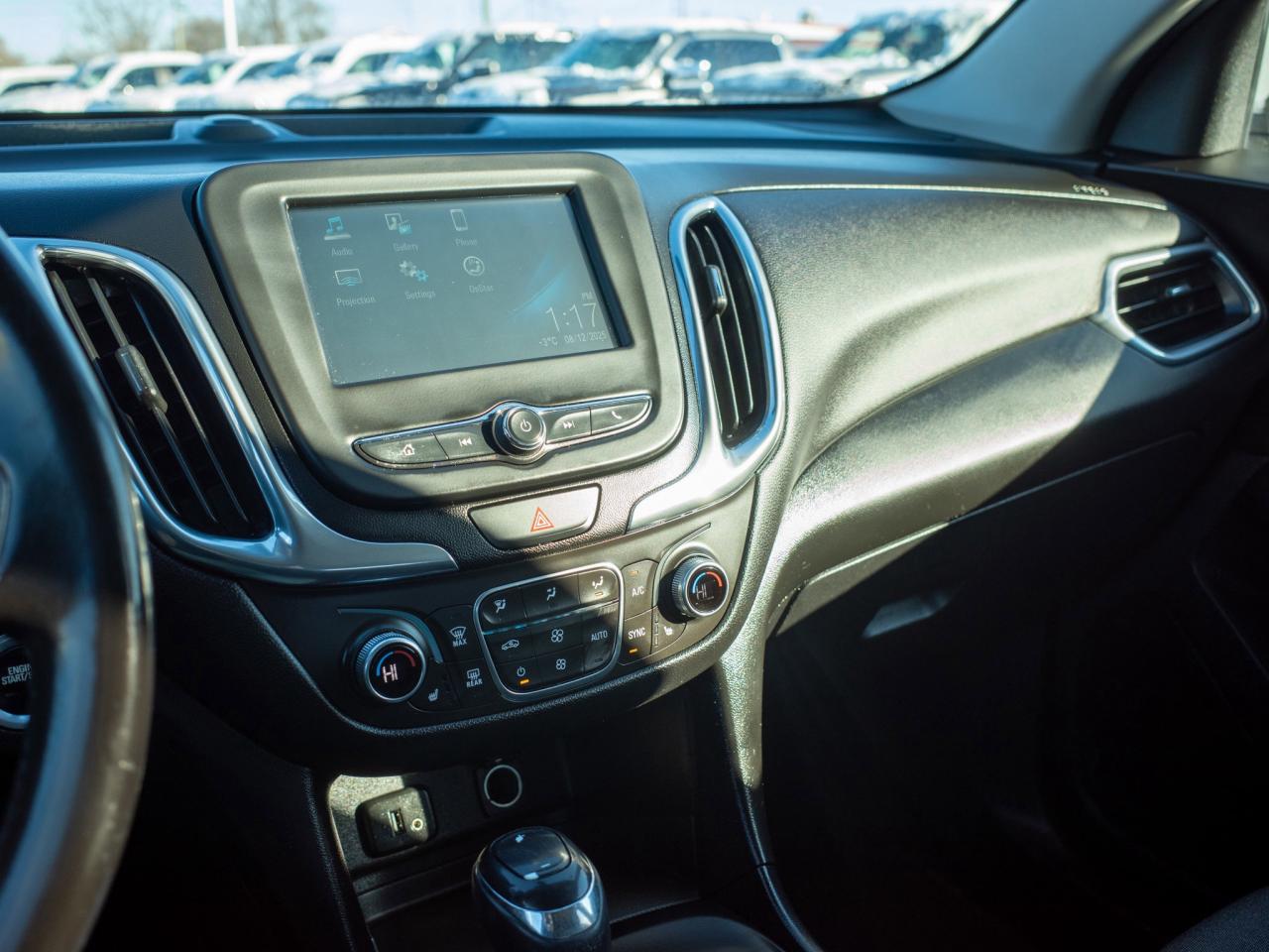 2018 Chevrolet Equinox LT - Steering Wheel Audio Controls Photo