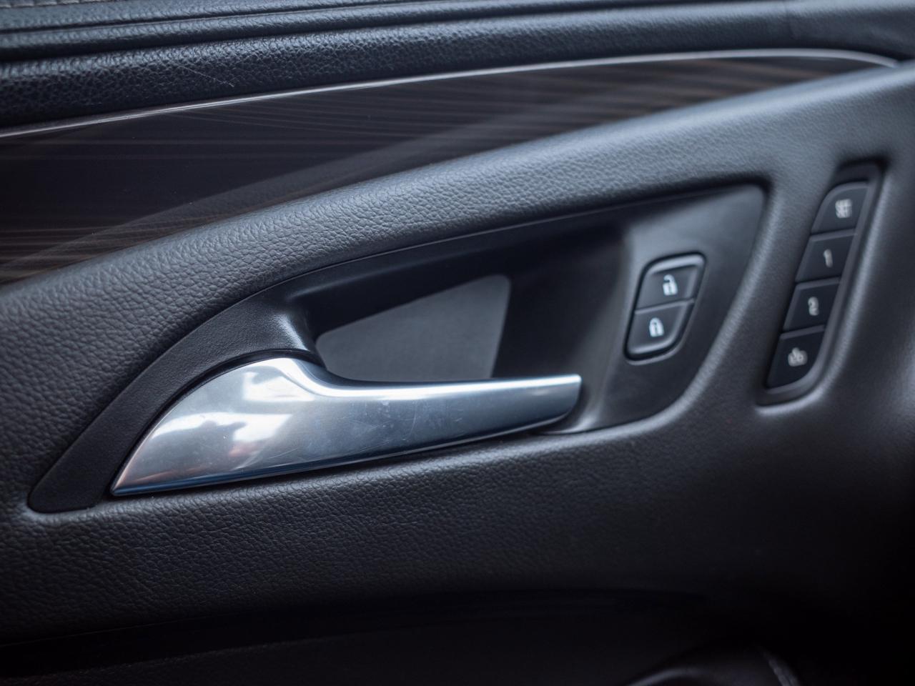 2019 Buick Envision Premium - Bose Audio Panoramic Sunroof Photo