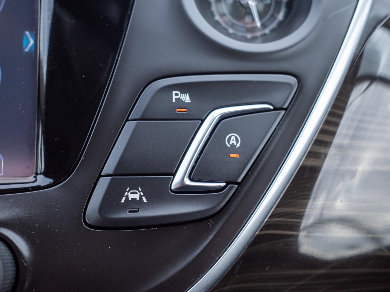 2019 Buick Envision Premium - Bose Audio Panoramic Sunroof Photo