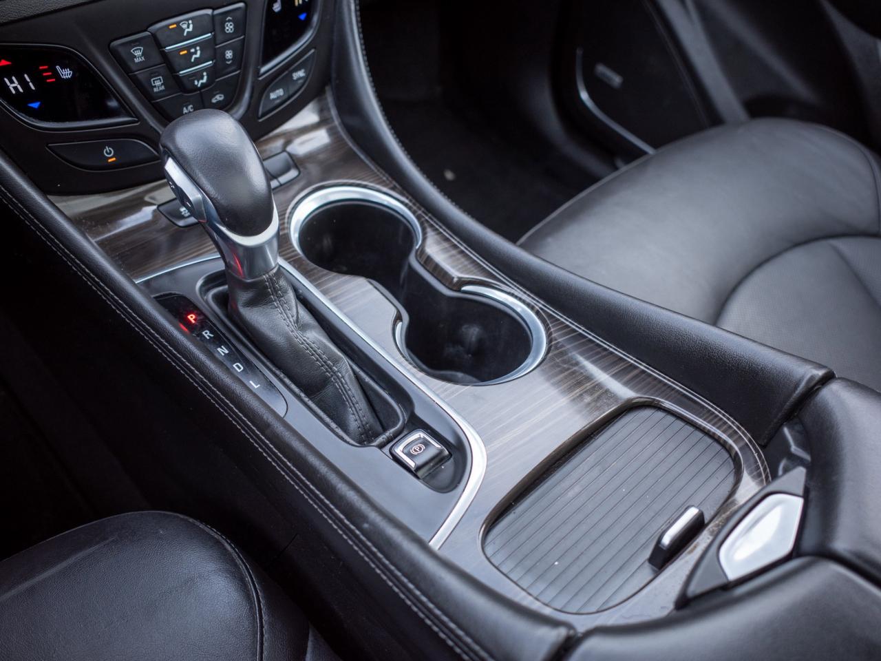2019 Buick Envision Premium - Bose Audio Panoramic Sunroof Photo