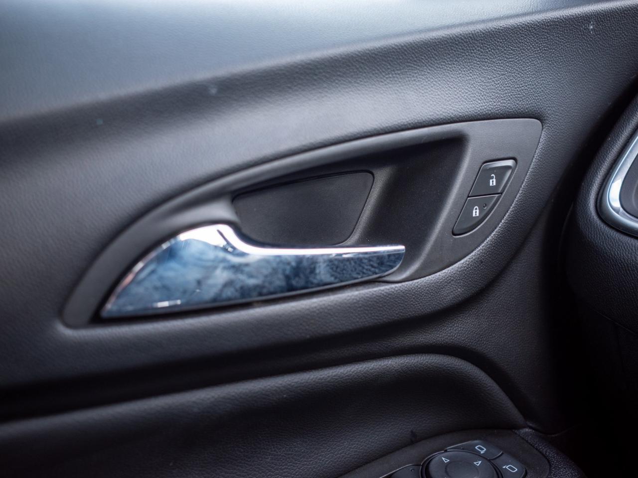 2023 Chevrolet Equinox LT -  Stability Control Traction Control Photo