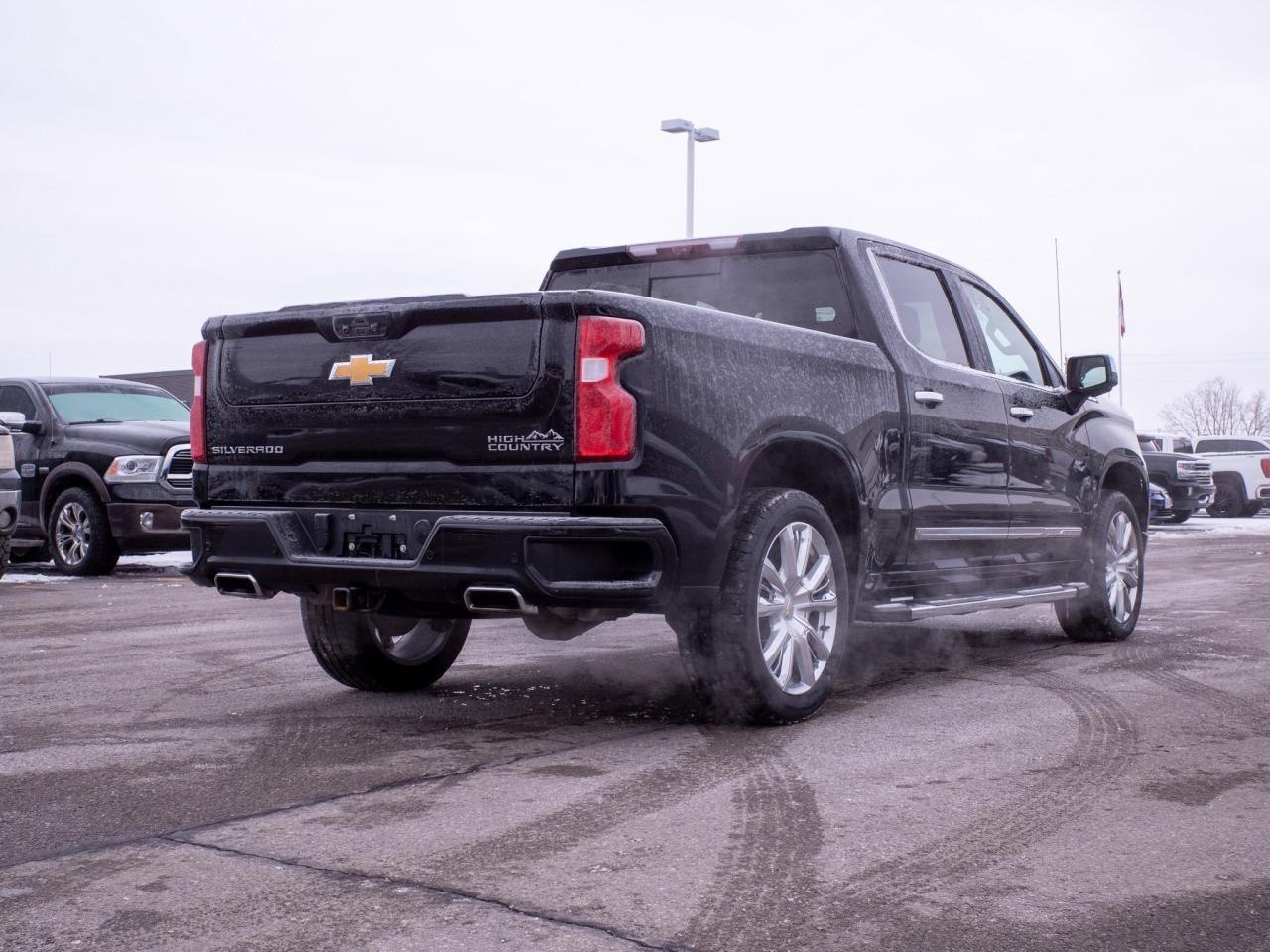 2023 Chevrolet Silverado 1500 High Country- 13.4-inch Touchscreen Photo