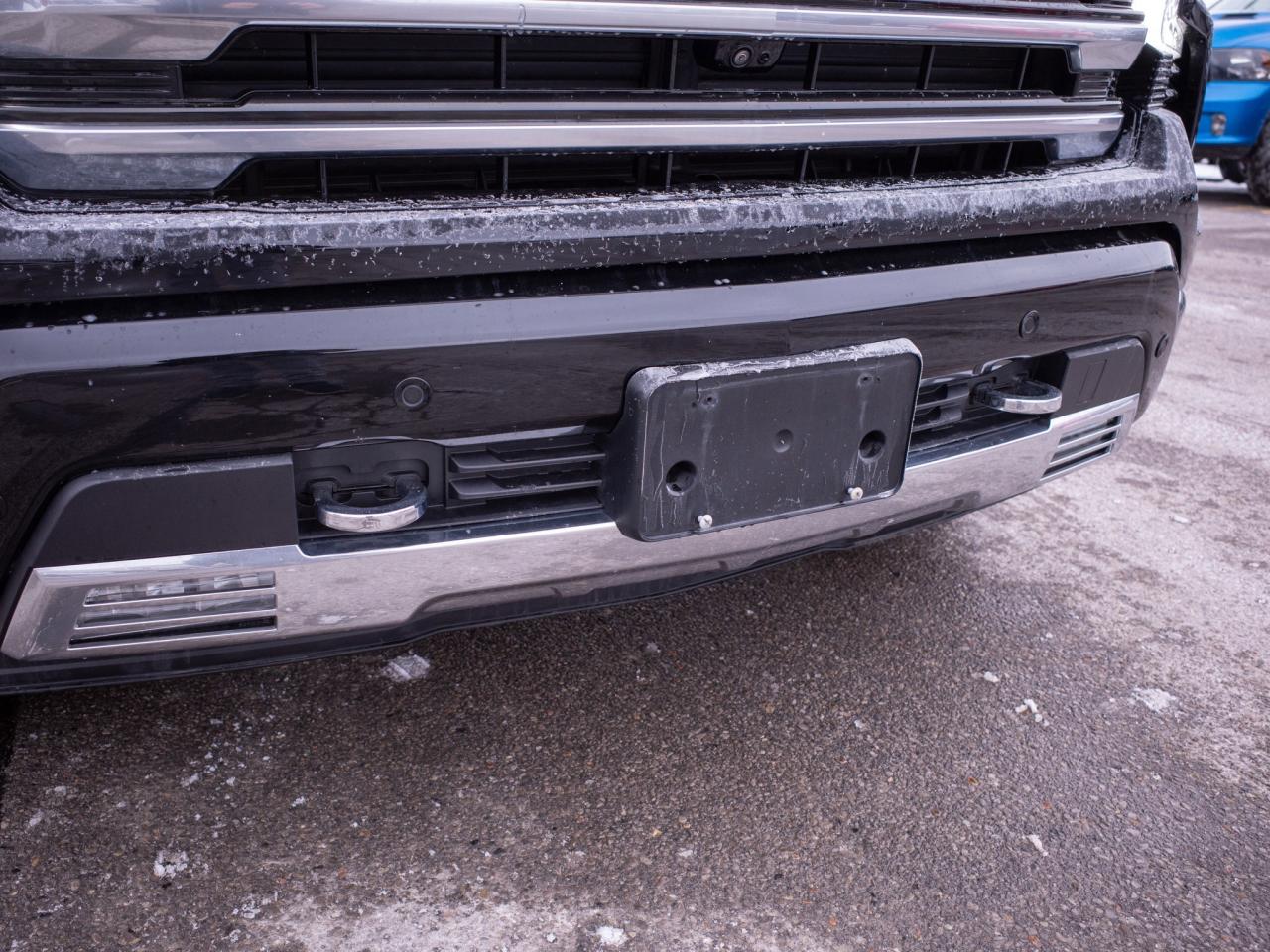 2023 Chevrolet Silverado 1500 High Country- 13.4-inch Touchscreen Photo