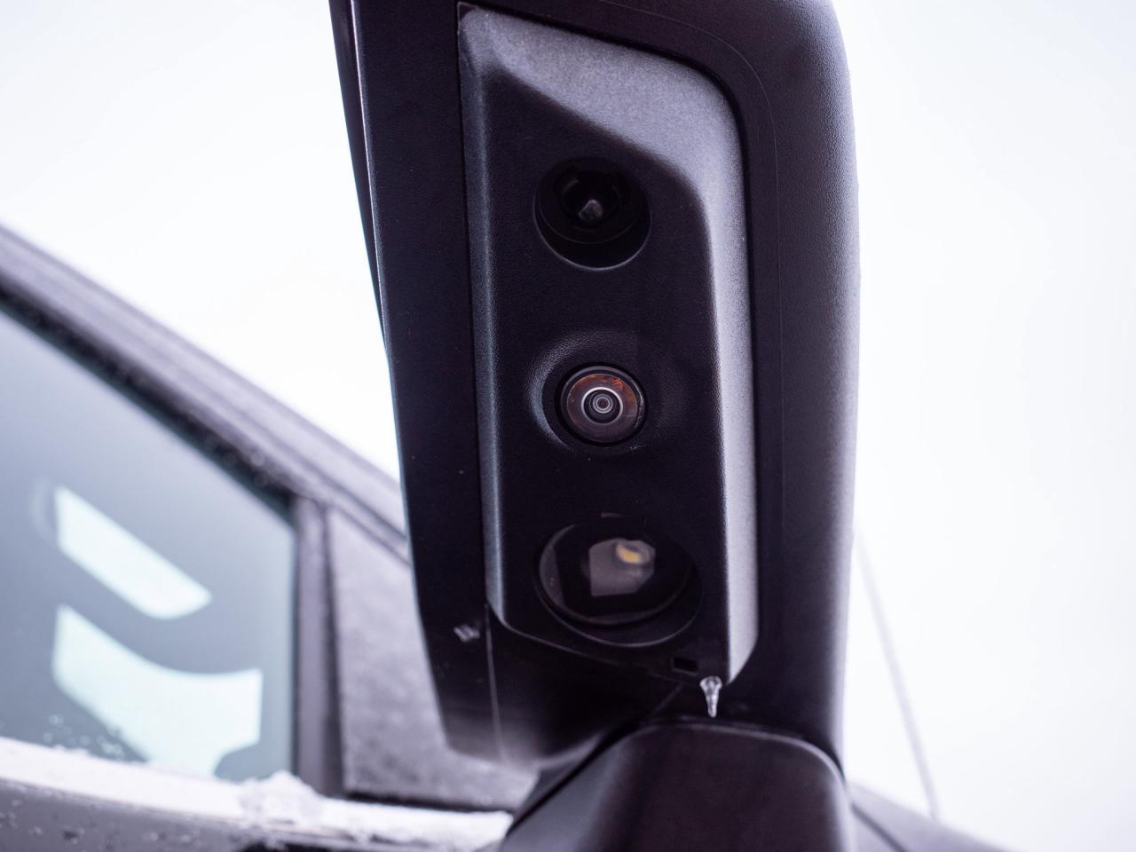 2023 Chevrolet Silverado 1500 High Country- 13.4-inch Touchscreen Photo