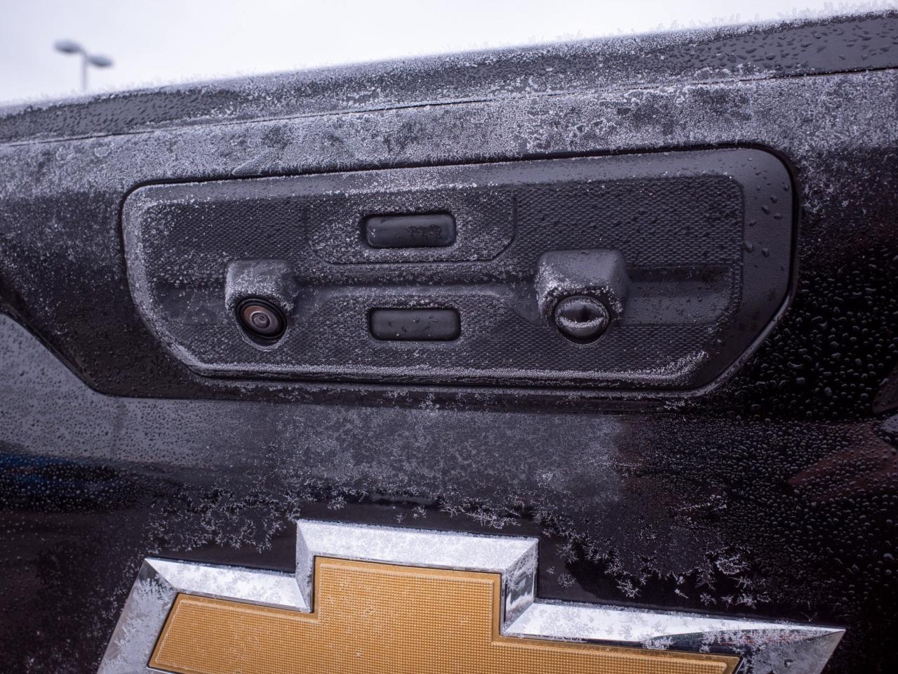 2023 Chevrolet Silverado 1500 High Country- 13.4-inch Touchscreen Photo