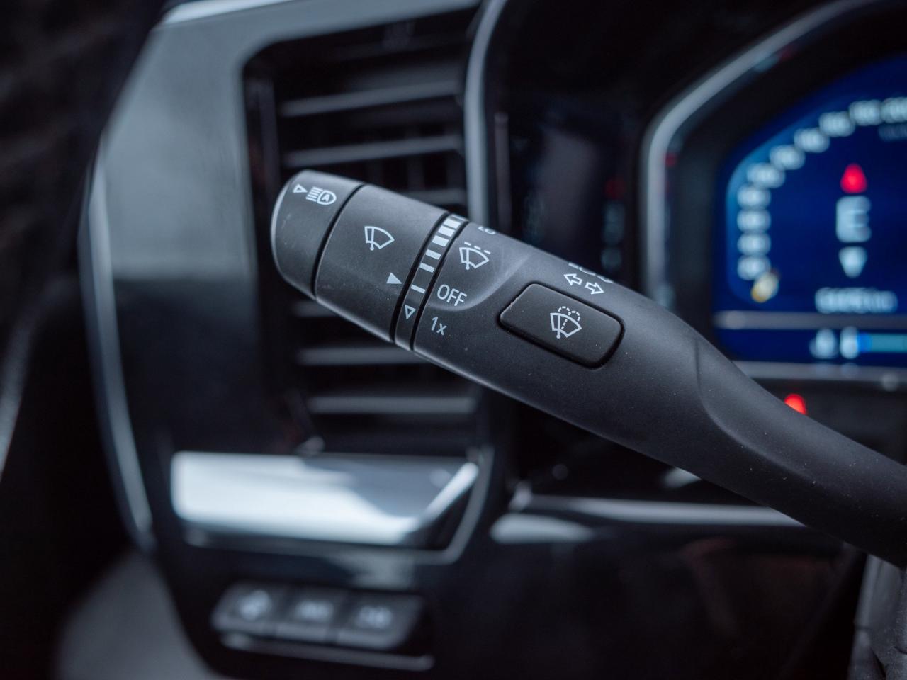 2023 Chevrolet Silverado 1500 High Country- 13.4-inch Touchscreen Photo