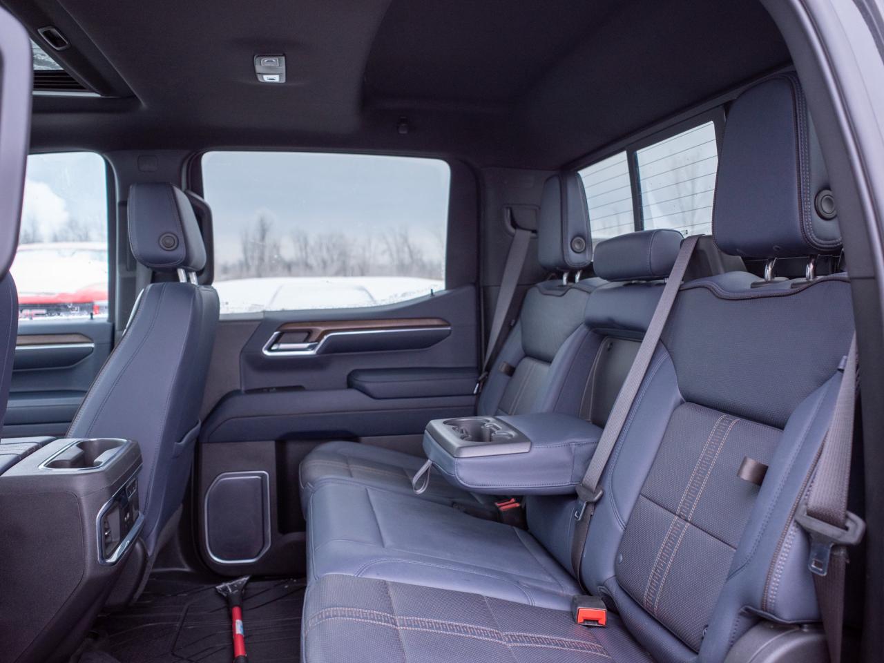 2023 Chevrolet Silverado 1500 High Country- 13.4-inch Touchscreen Photo