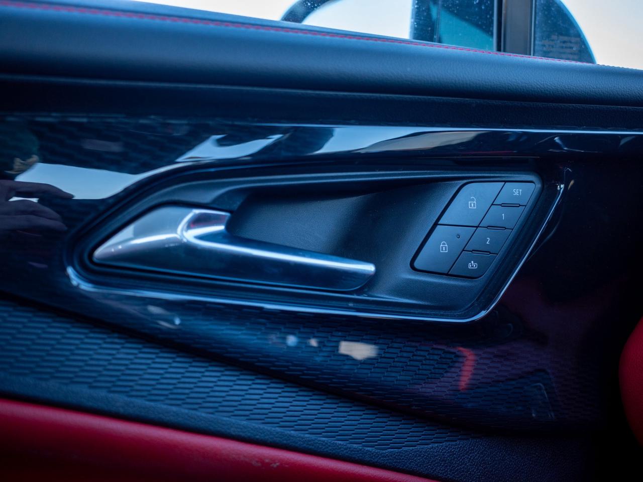 2025 Chevrolet Blazer EV AWD RS - 455 KM Range   Power Liftgate Photo