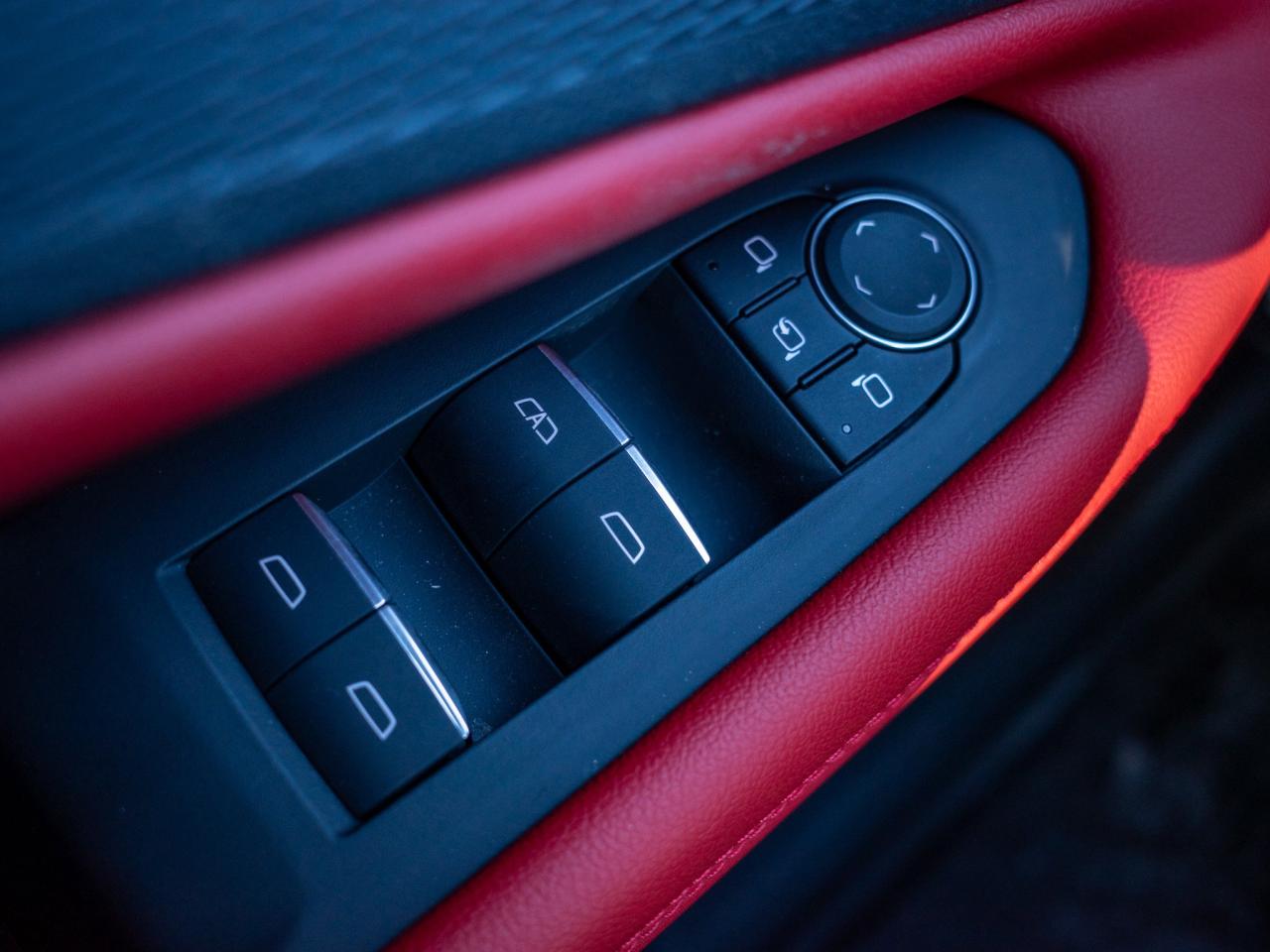 2025 Chevrolet Blazer EV AWD RS - 455 KM Range Photo