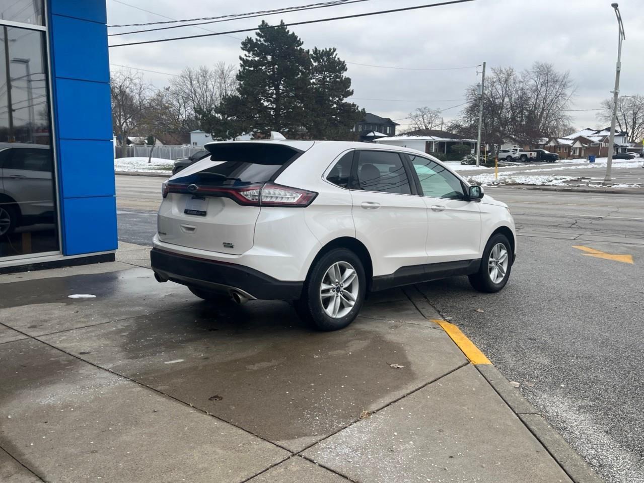 2018 Ford Edge SEL WELL LOVED GREAT VALUE Photo4