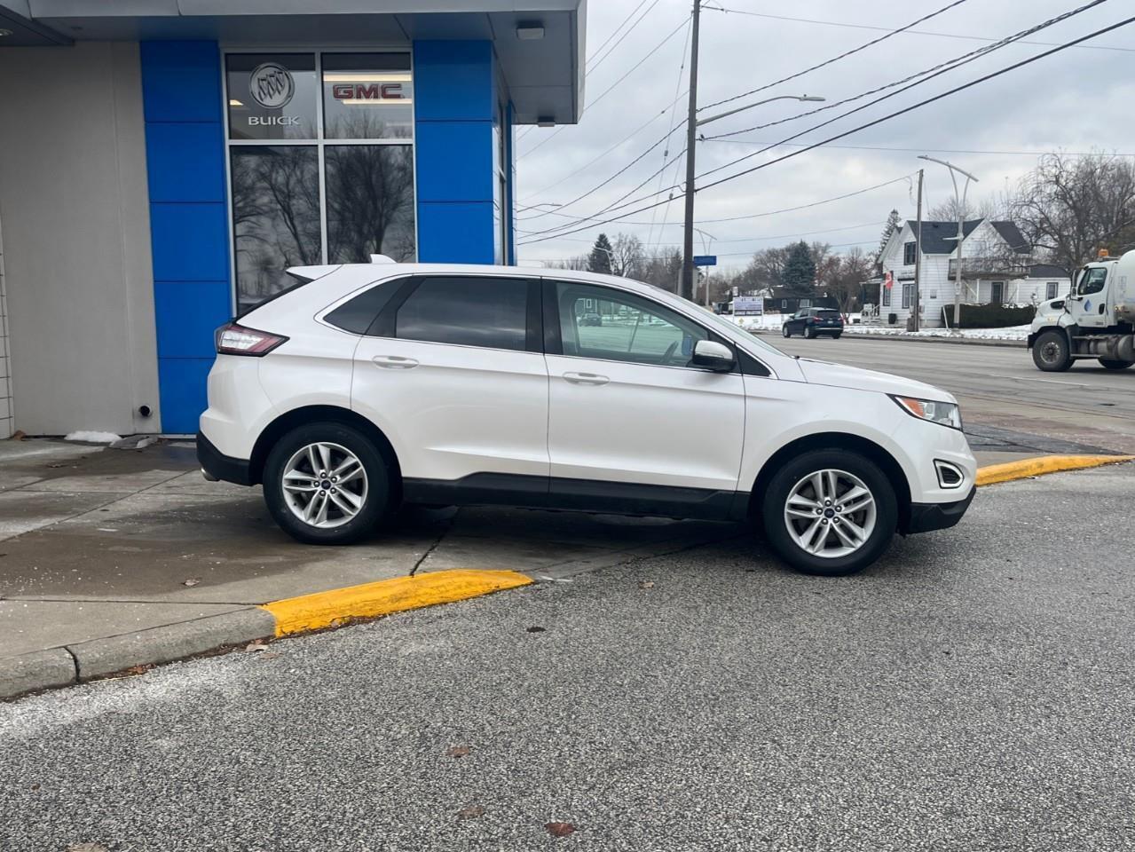 2018 Ford Edge SEL WELL LOVED GREAT VALUE Photo3
