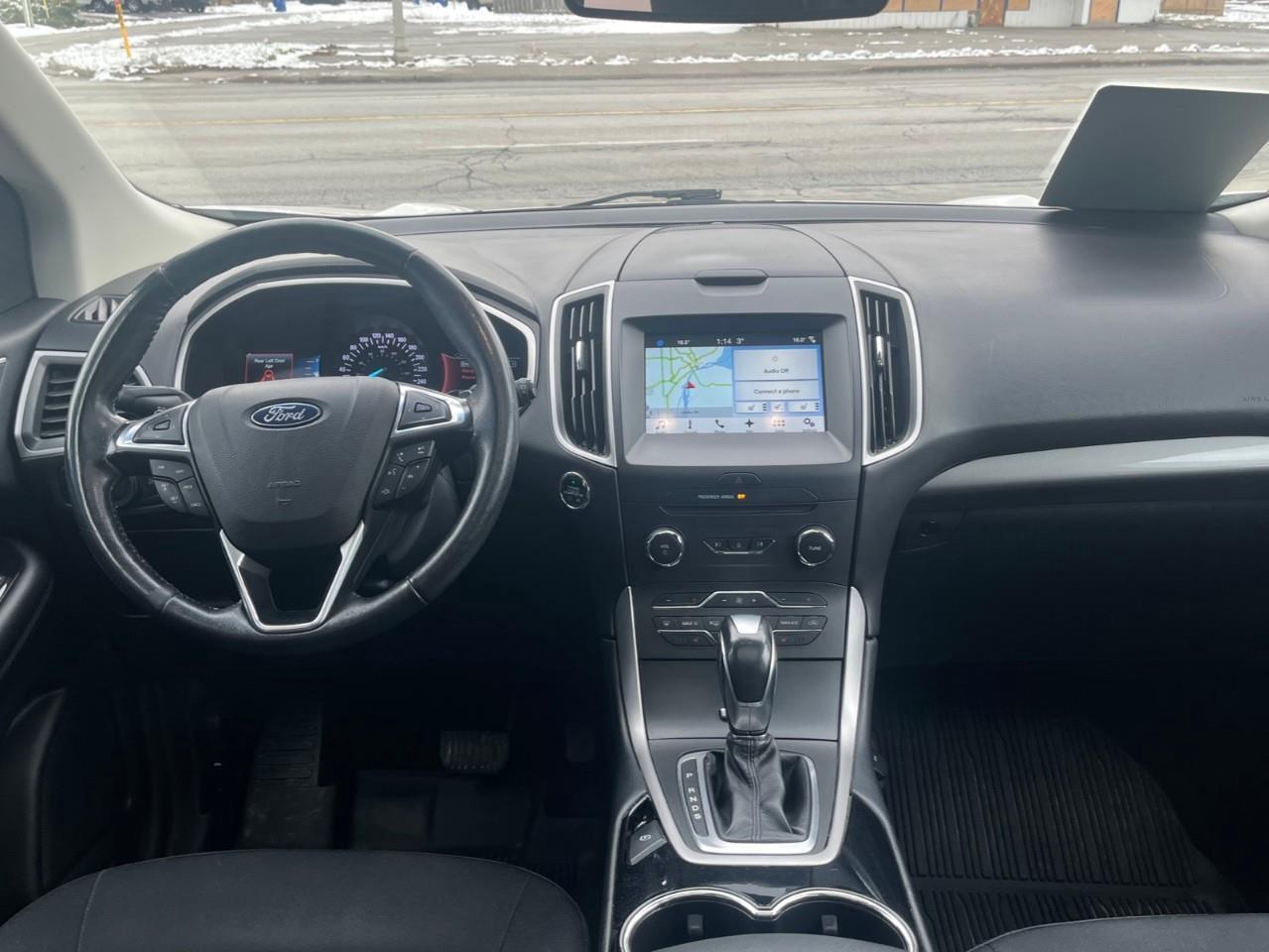 2018 Ford Edge SEL WELL LOVED GREAT VALUE Photo