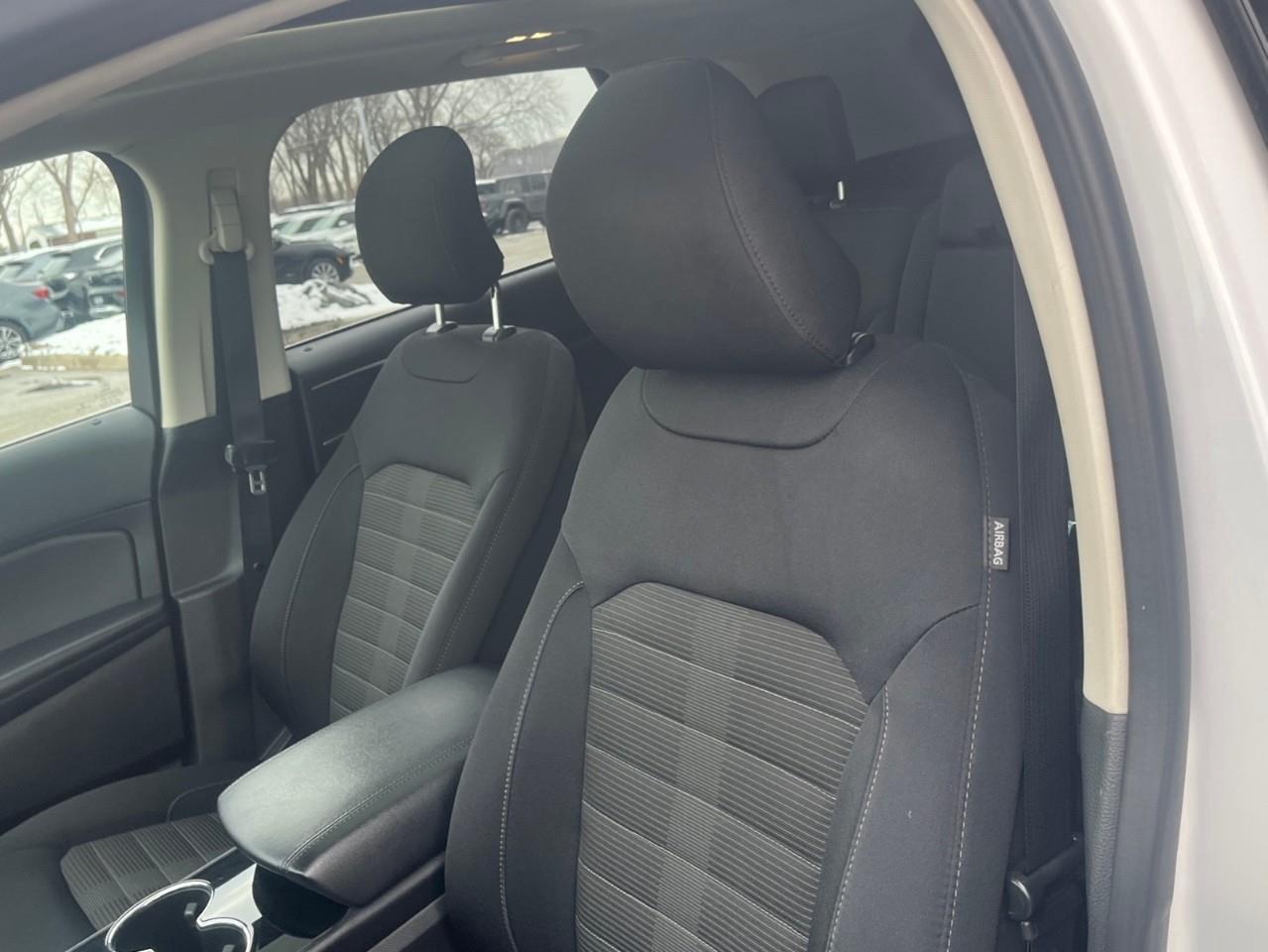 2018 Ford Edge SEL WELL LOVED GREAT VALUE Photo