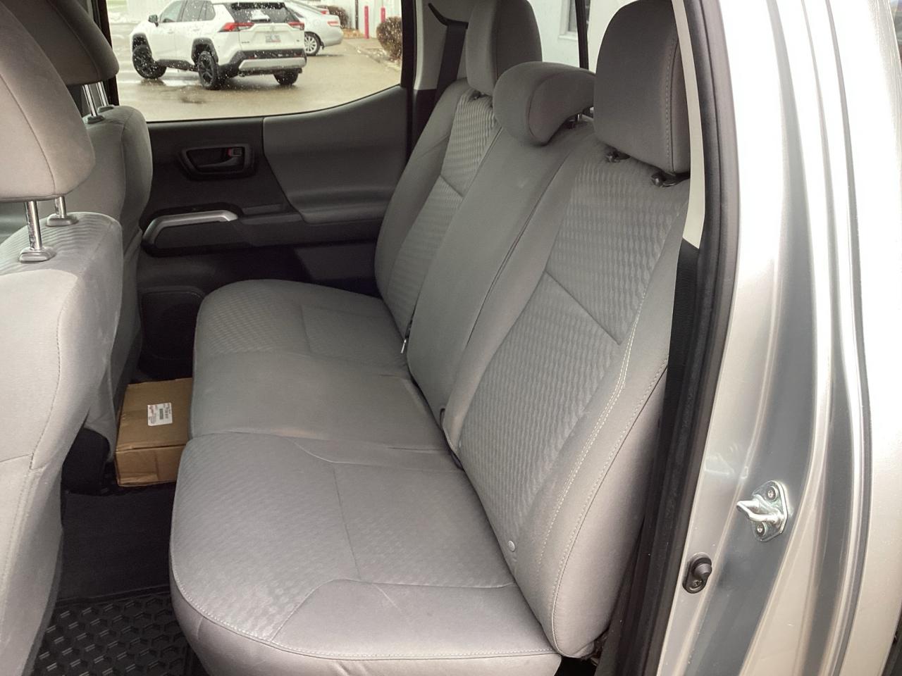 2022 Toyota Tacoma 4X4 DOUBLE CAB SR5 Photo