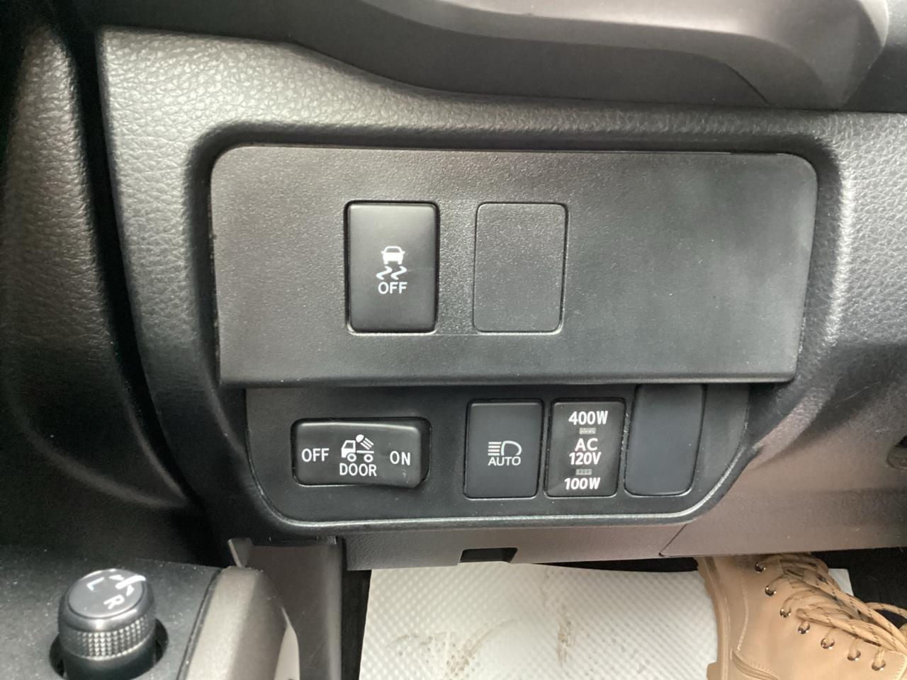 2022 Toyota Tacoma 4X4 DOUBLE CAB SR5 Photo