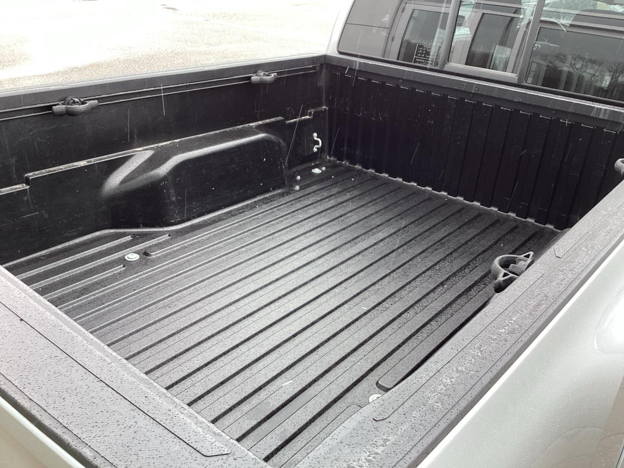 2022 Toyota Tacoma 4X4 DOUBLE CAB SR5 Photo